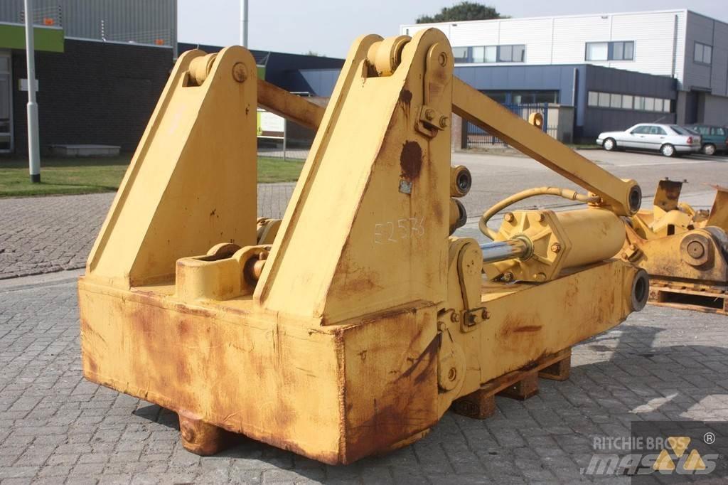 CAT D9H Ripper Ostale komponente