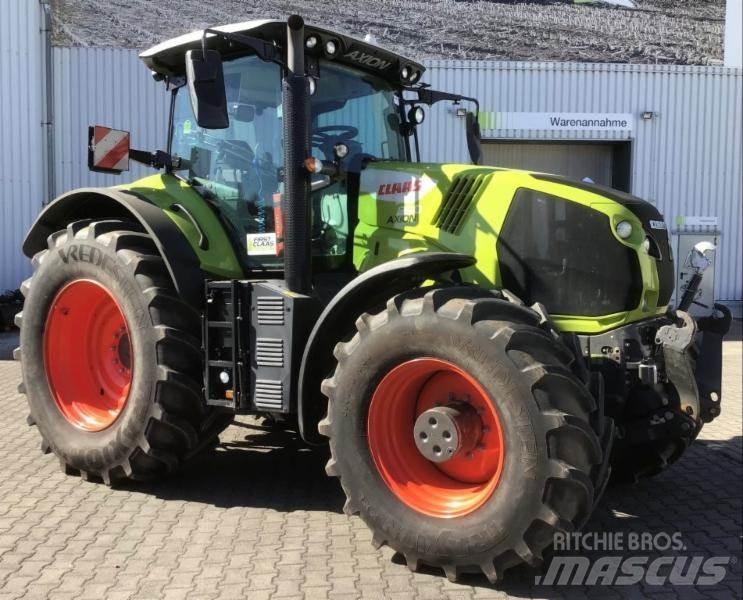 CLAAS AXION 850 Traktori