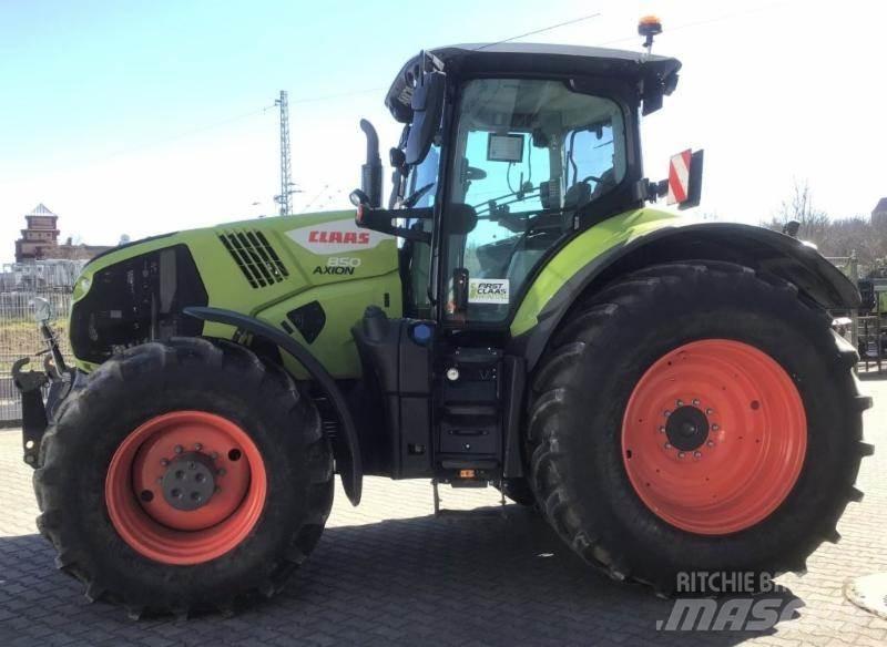 CLAAS AXION 850 Traktori