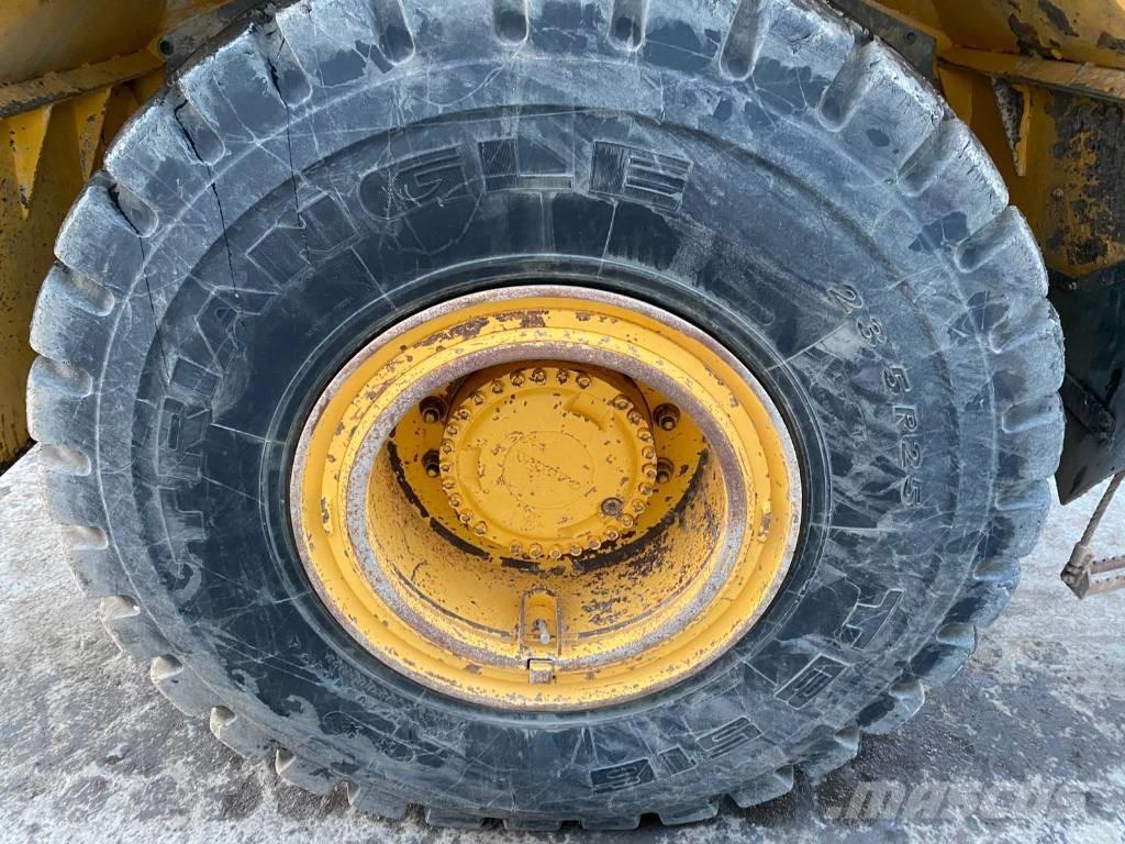 Volvo A 25 D Zglobni demperi