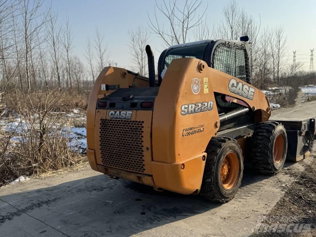 CASE SR220 Skid steer mini utovarivači