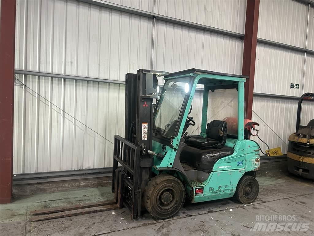 Mitsubishi FG25NT Plinski viličari