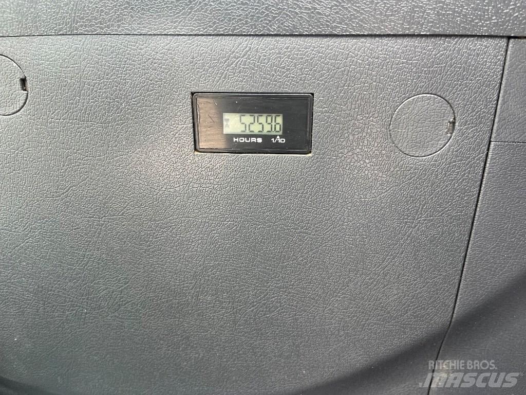 Hyundai HX140LC Bageri gusjeničari