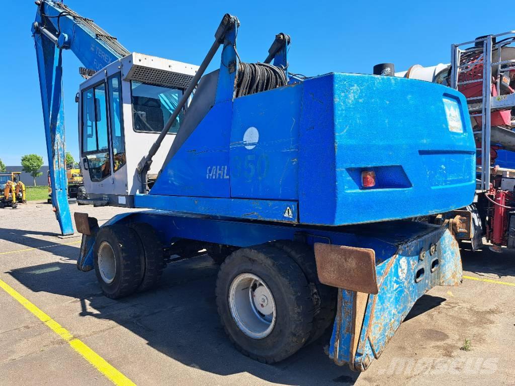 Fuchs MHL 350 Bageri za manipuliranje materijalom / otpadom
