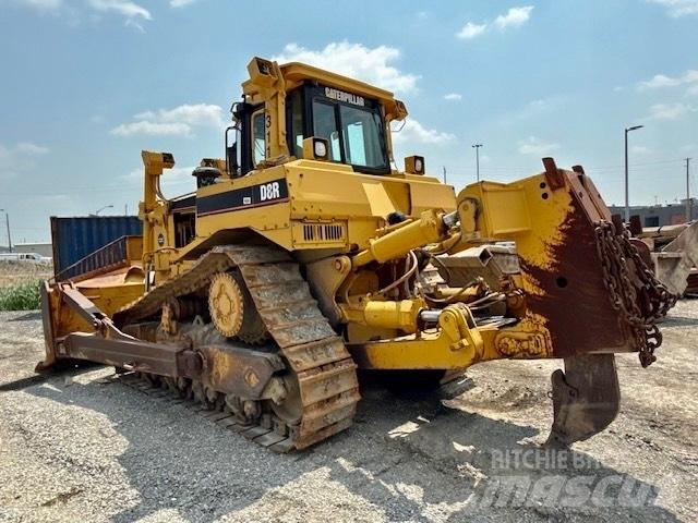 CAT D 8 R Buldožeri gusjeničari