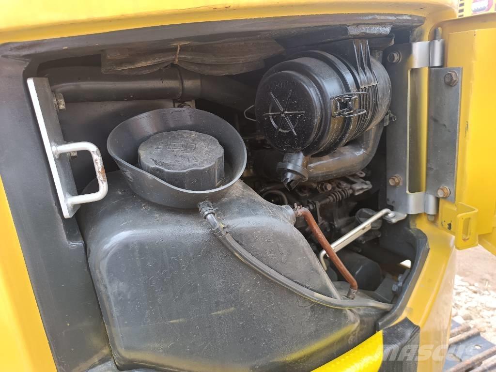 Komatsu PC 18 Bageri gusjeničari