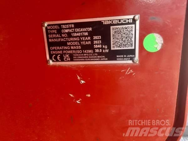 Takeuchi TB 257 FR Mini bageri <7t