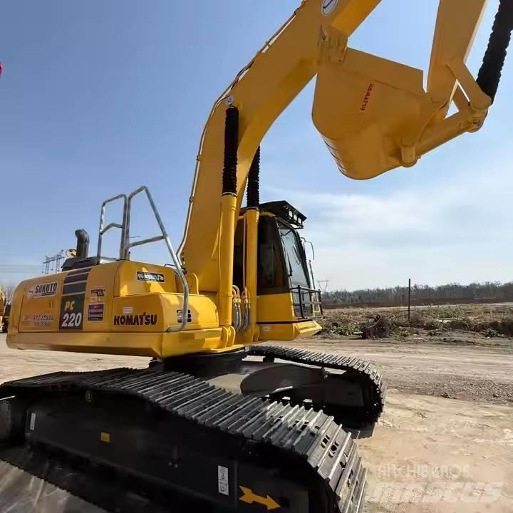 Komatsu PC220-8 Bageri gusjeničari
