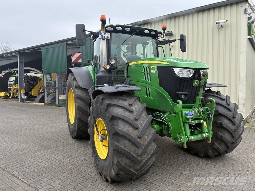 John Deere 6215 R Traktori
