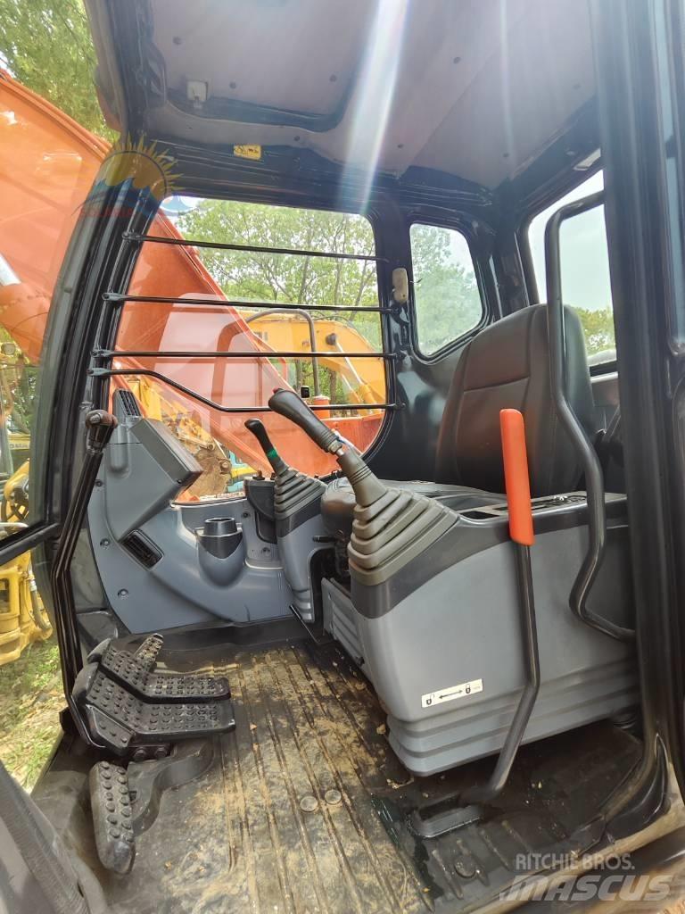 Hitachi ZX 120 Bageri gusjeničari