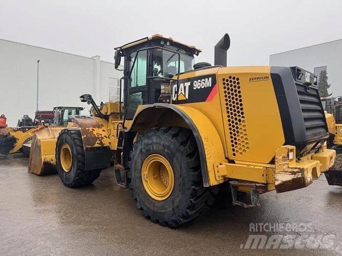 CAT 966M Utovarivači na kotačima