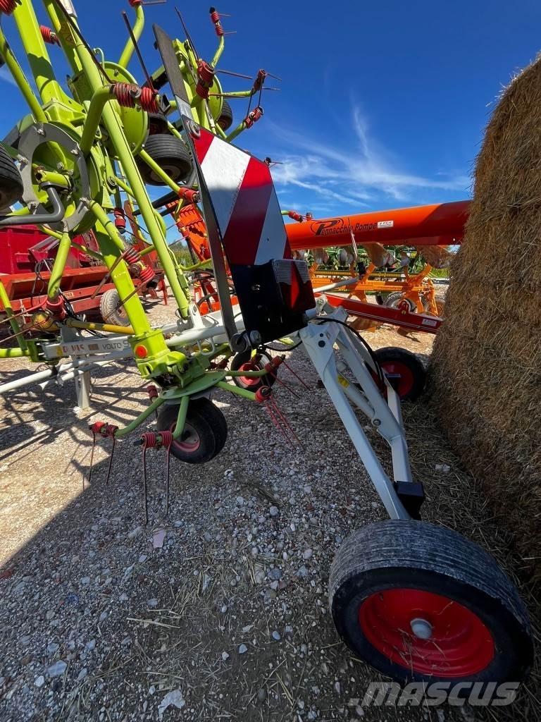CLAAS Volto 900 T Okretači i sakupljači sijena