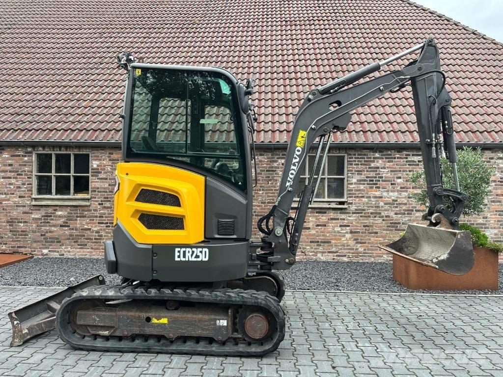 Volvo ECR 25 D Mini bageri <7t