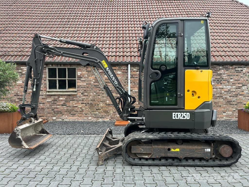 Volvo ECR 25 D Mini bageri <7t
