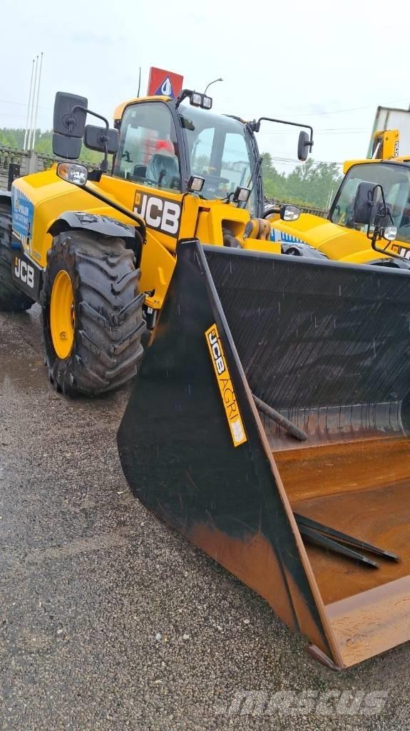 JCB 542-70 Agri Teleskopski viličari