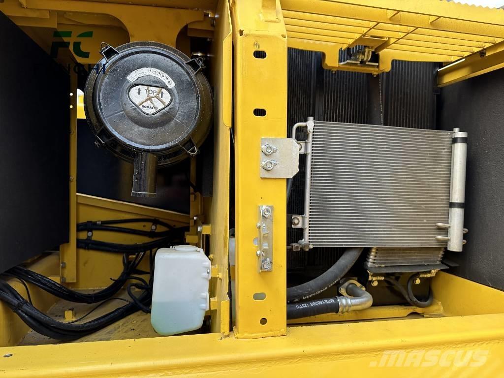 Komatsu PC 200-8 Bageri gusjeničari