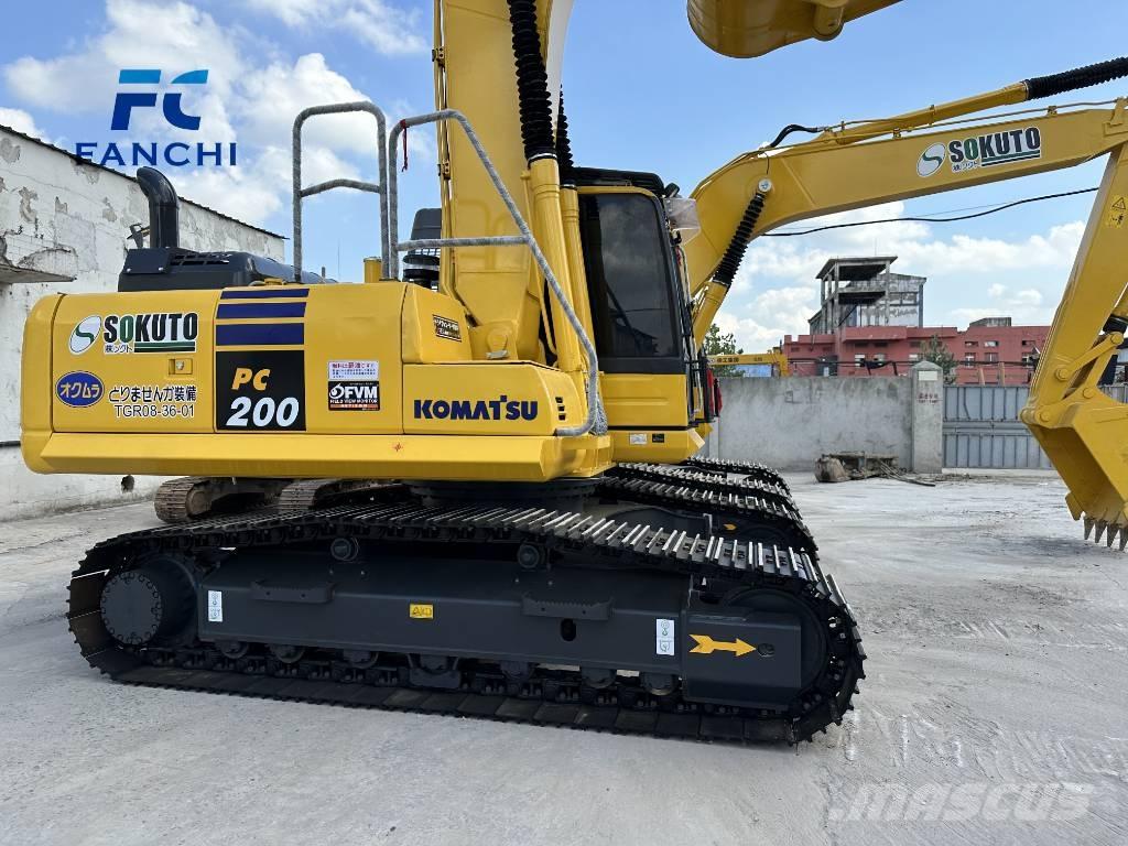Komatsu PC 200-8 Bageri gusjeničari
