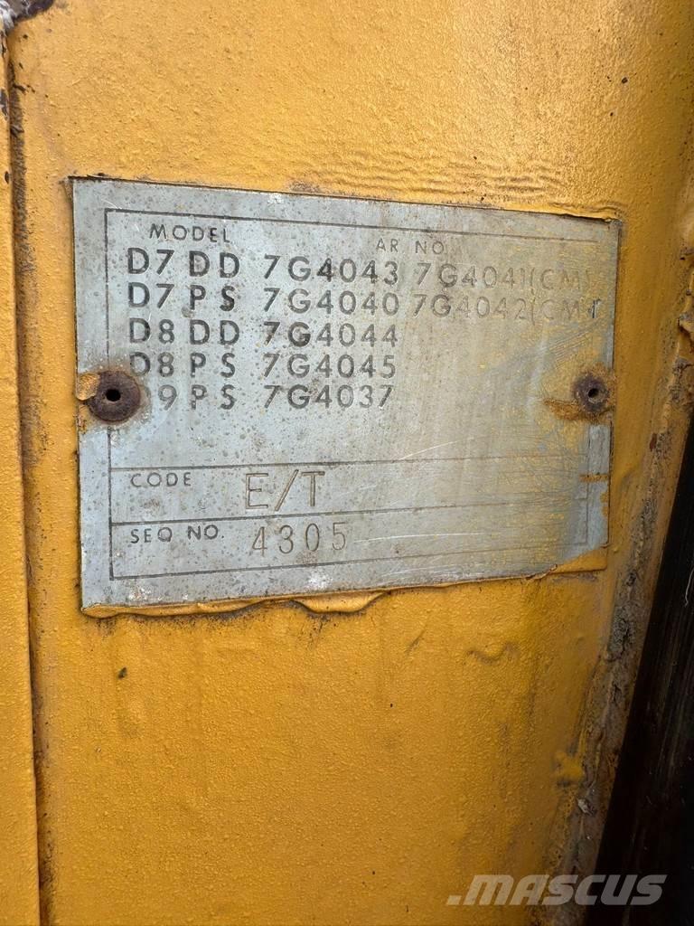 CAT D9H Buldožeri gusjeničari