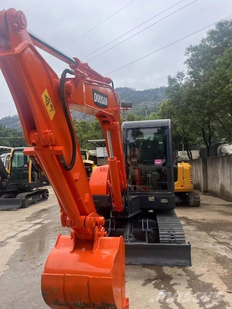 Doosan DH 60-7 Mini bageri <7t