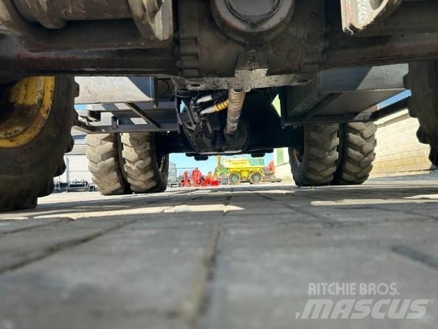 Mecalac 714 MW Bageri na kotačima