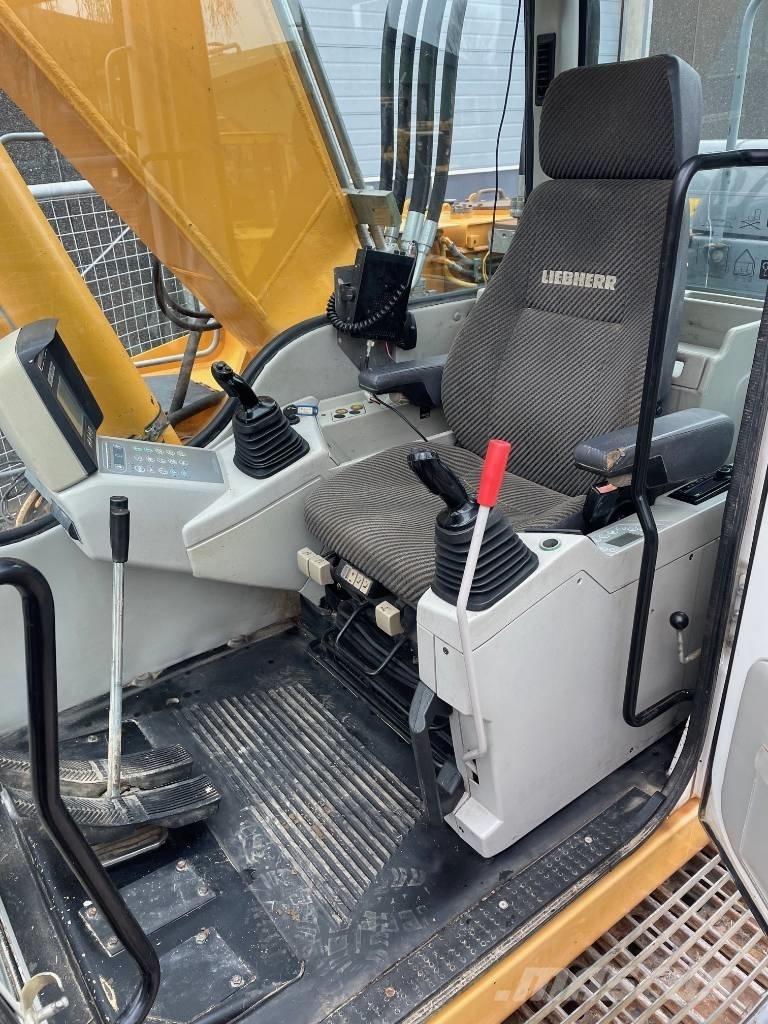 Liebherr R914 Bageri gusjeničari