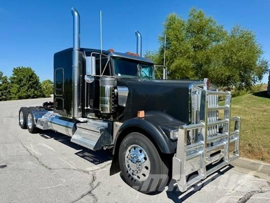 Kenworth W 900 Traktorske jedinice