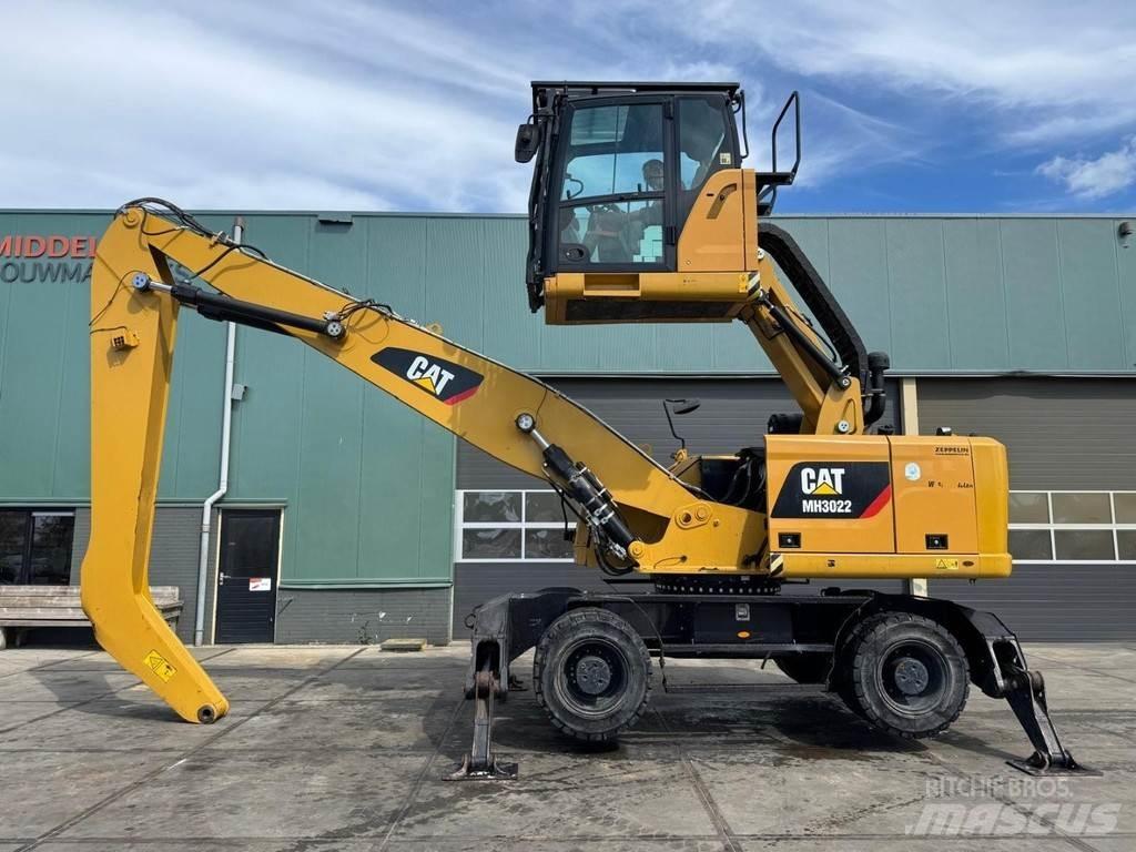 CAT MH3022 Bageri za manipuliranje materijalom / otpadom