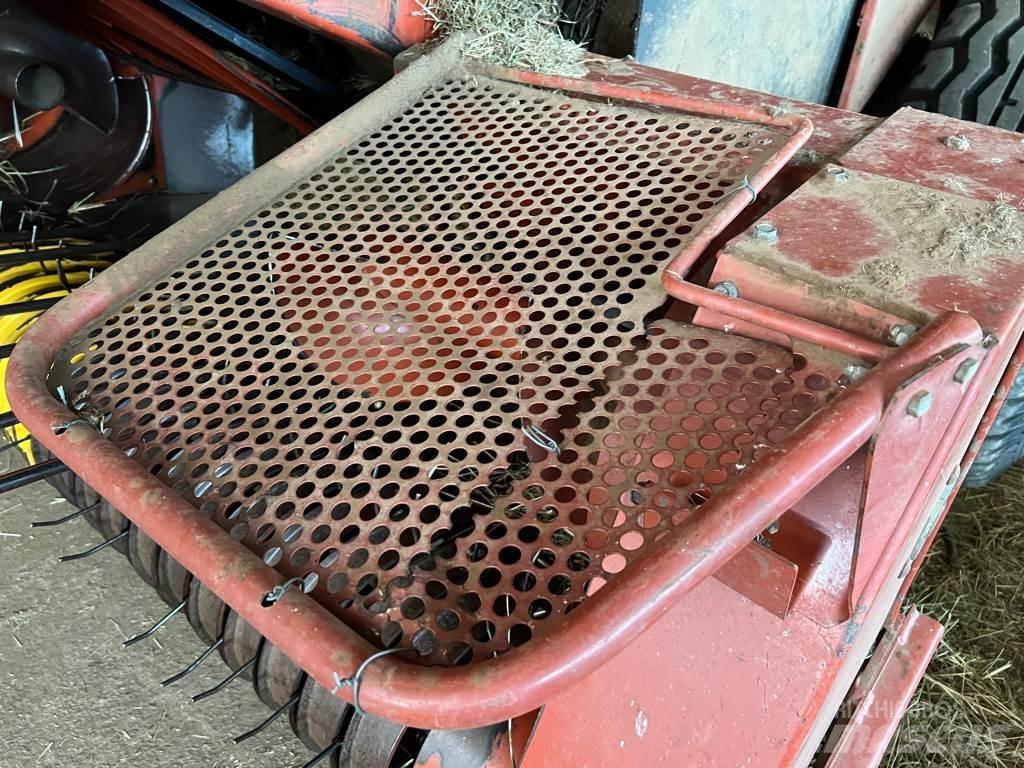 Hesston 4600 Balirke za kockaste bale