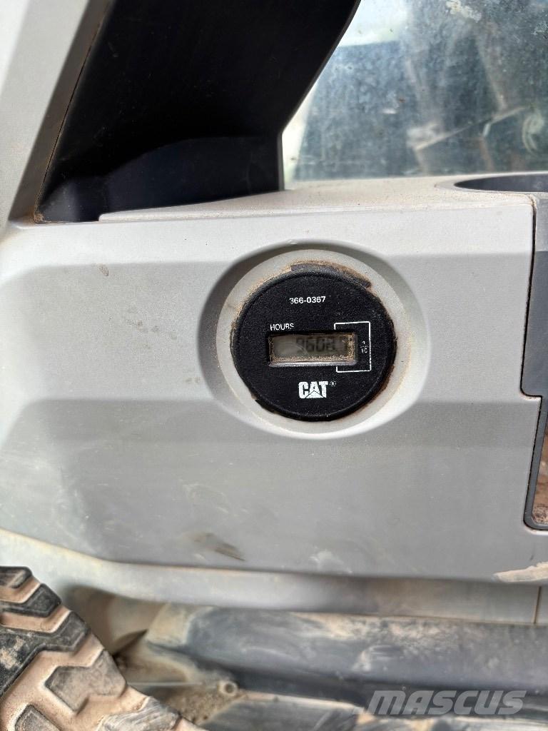 CAT 320 EL RR Bageri gusjeničari