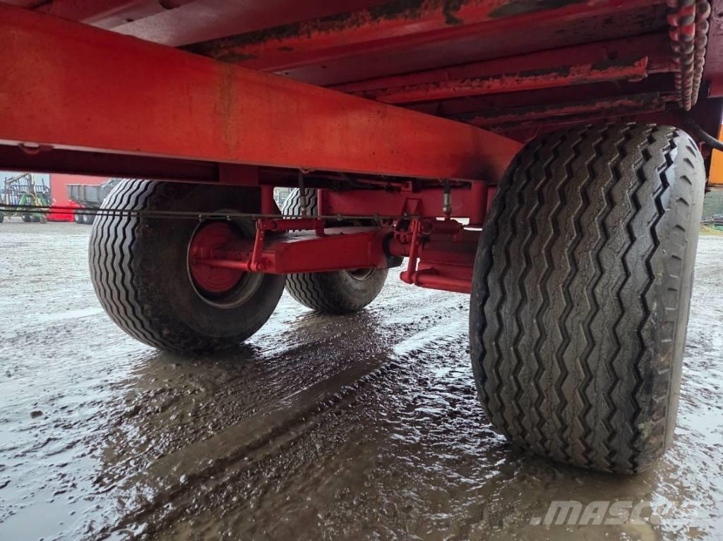 Möre N-218/P Rasipači gnojiva