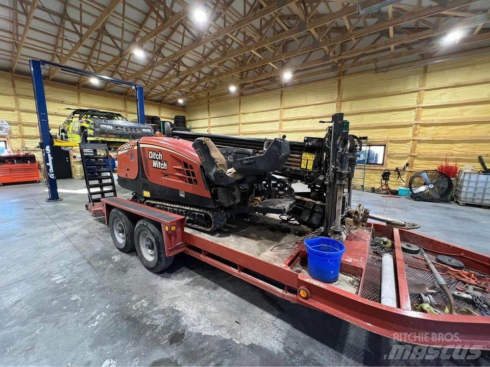 Ditch Witch jt1220 Oprema za vodoravno usmjerenje bušenja