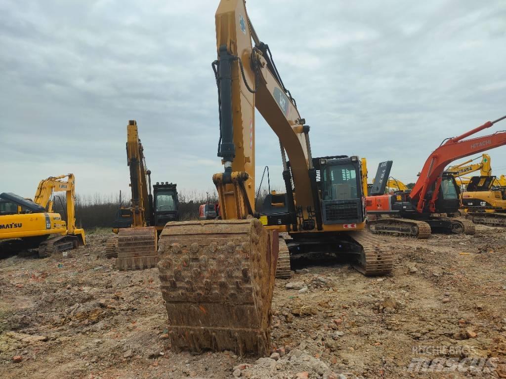 CAT 326D Bageri gusjeničari