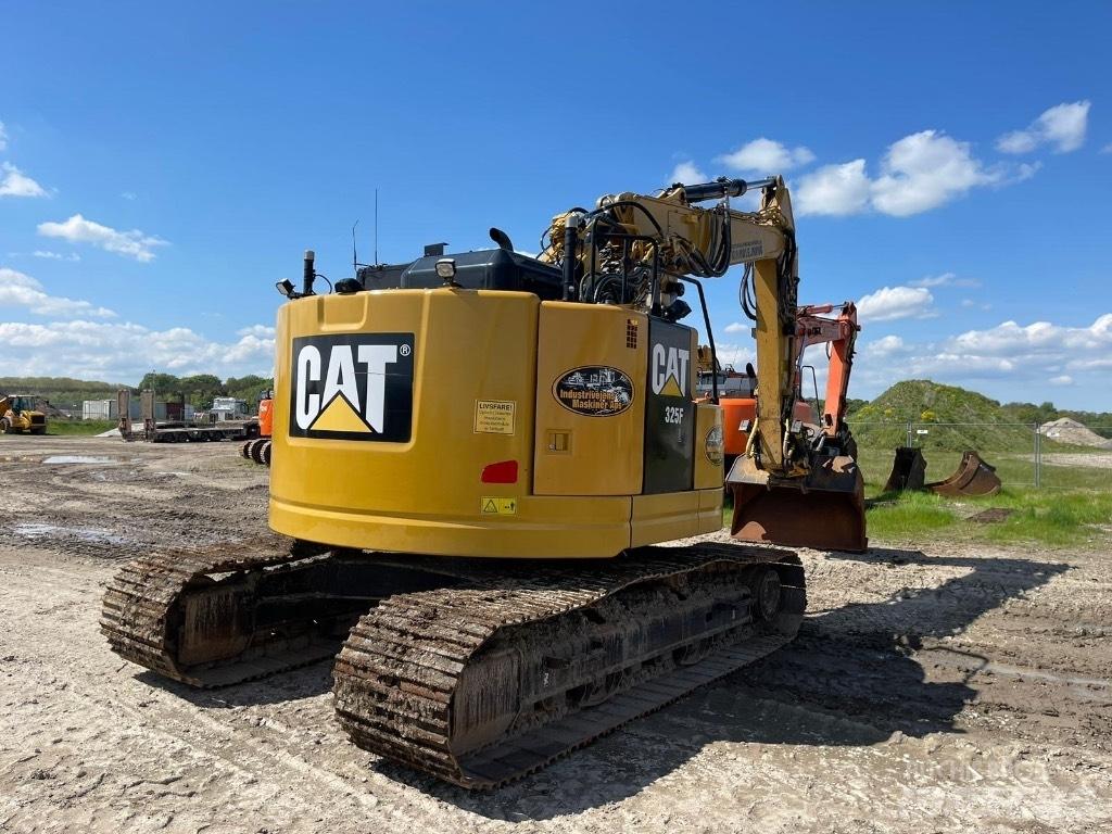 CAT 325 F Bageri gusjeničari