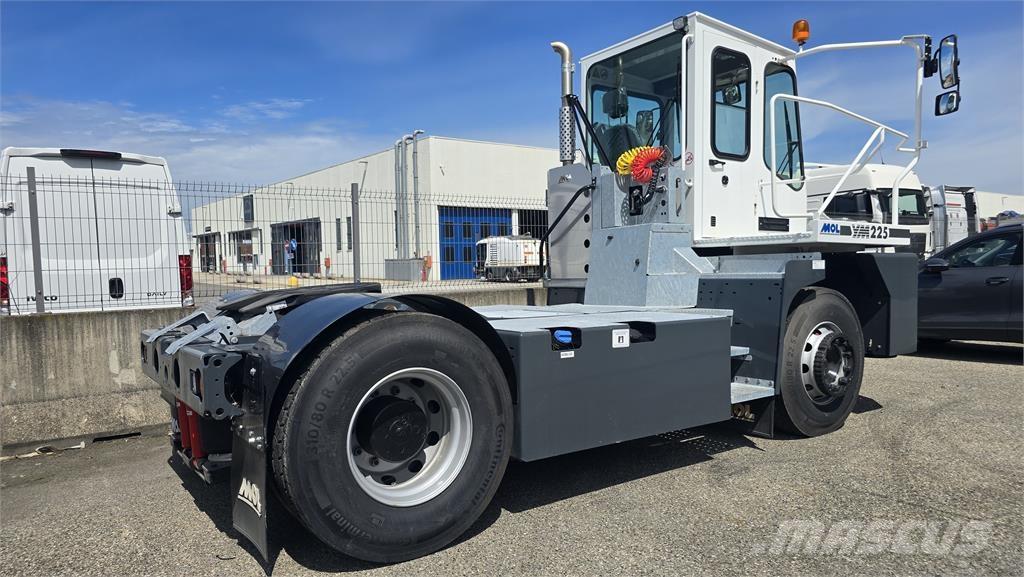 MOL YM225 Vučna vozila