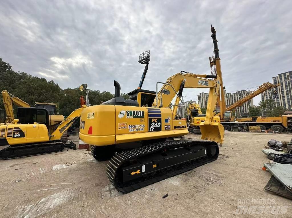 Komatsu PC 240 Bageri gusjeničari