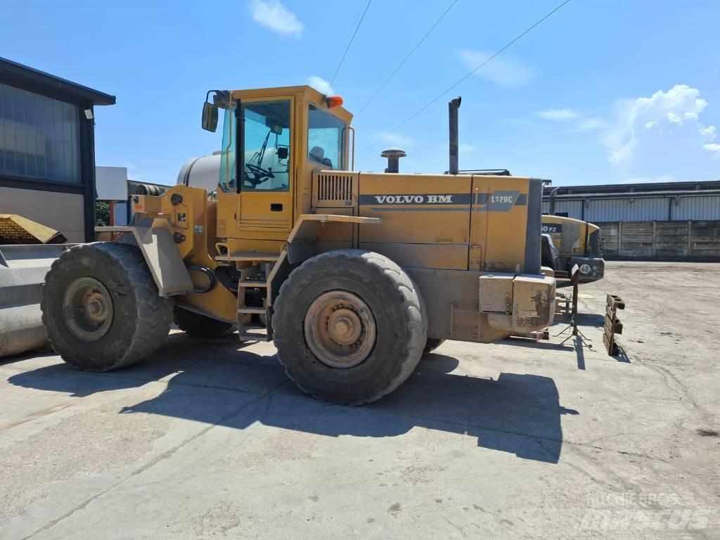 Volvo L 120 C Utovarivači na kotačima