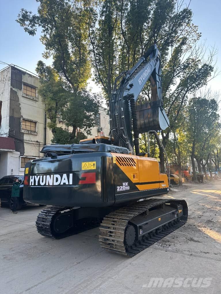 Hyundai HX 220 Bageri gusjeničari