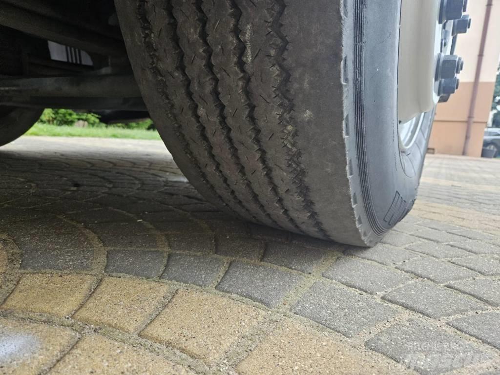 Scania 124 L 420 Traktorske jedinice