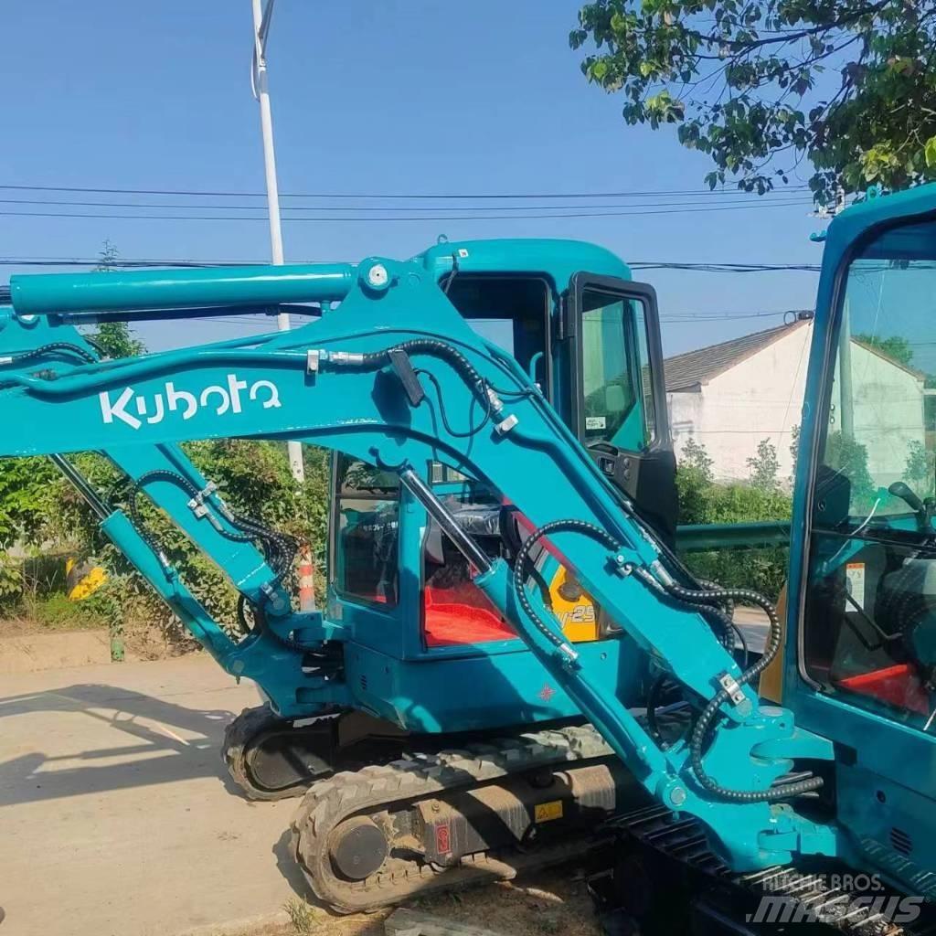 Kubota U 25 Mini bageri <7t