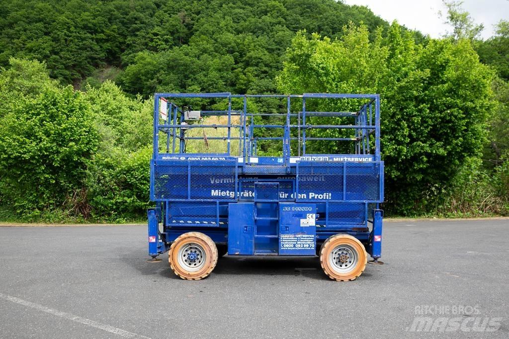 SkyJack 8841 RT Škaraste platforme