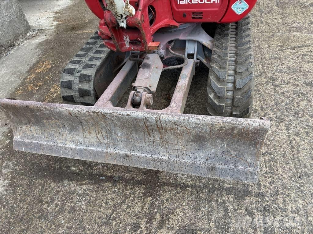 Takeuchi TB 230 Mini bageri <7t
