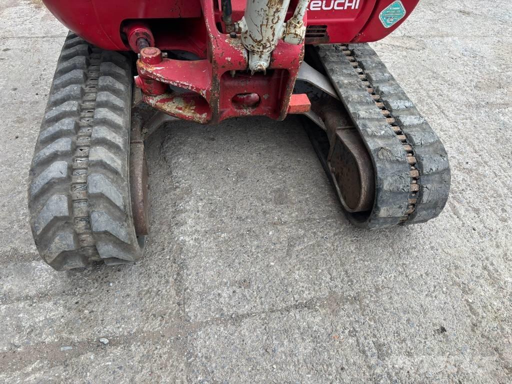 Takeuchi TB 230 Mini bageri <7t