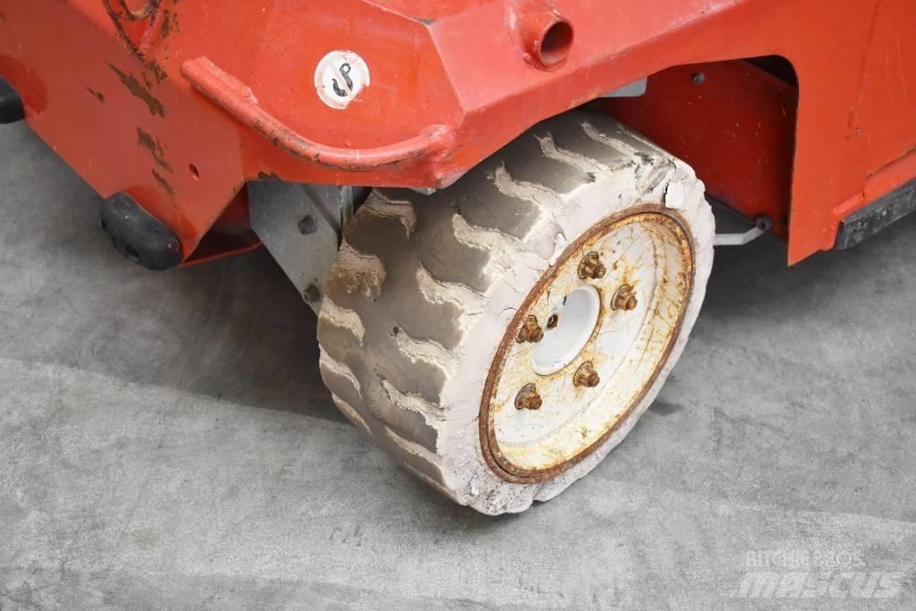 PB Lift S171-12E Škaraste platforme