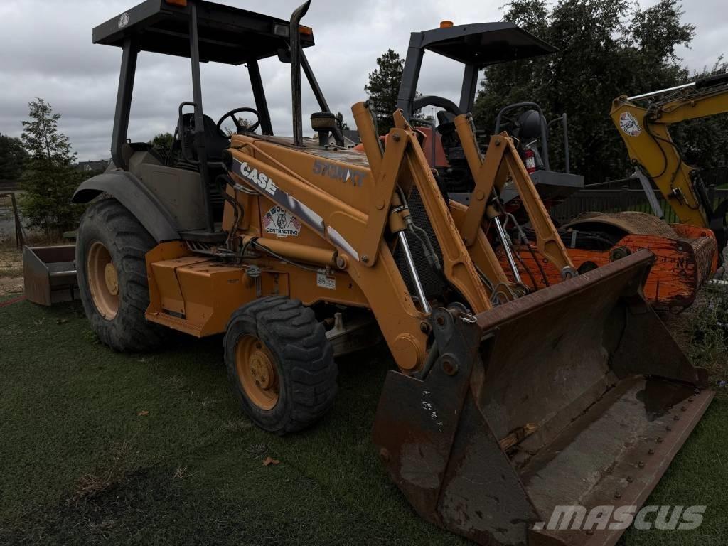 CASE 570 M XT Utovarivači na kotačima