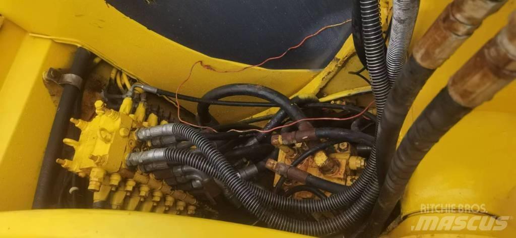 Komatsu PC 60-7 Bageri gusjeničari