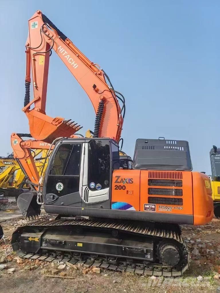 Hitachi 200-3 Bageri gusjeničari