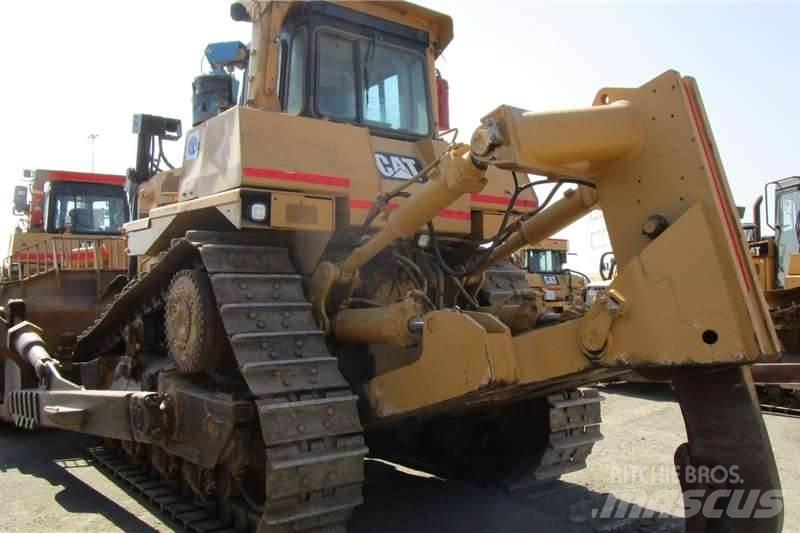 CAT D9R Buldožeri gusjeničari