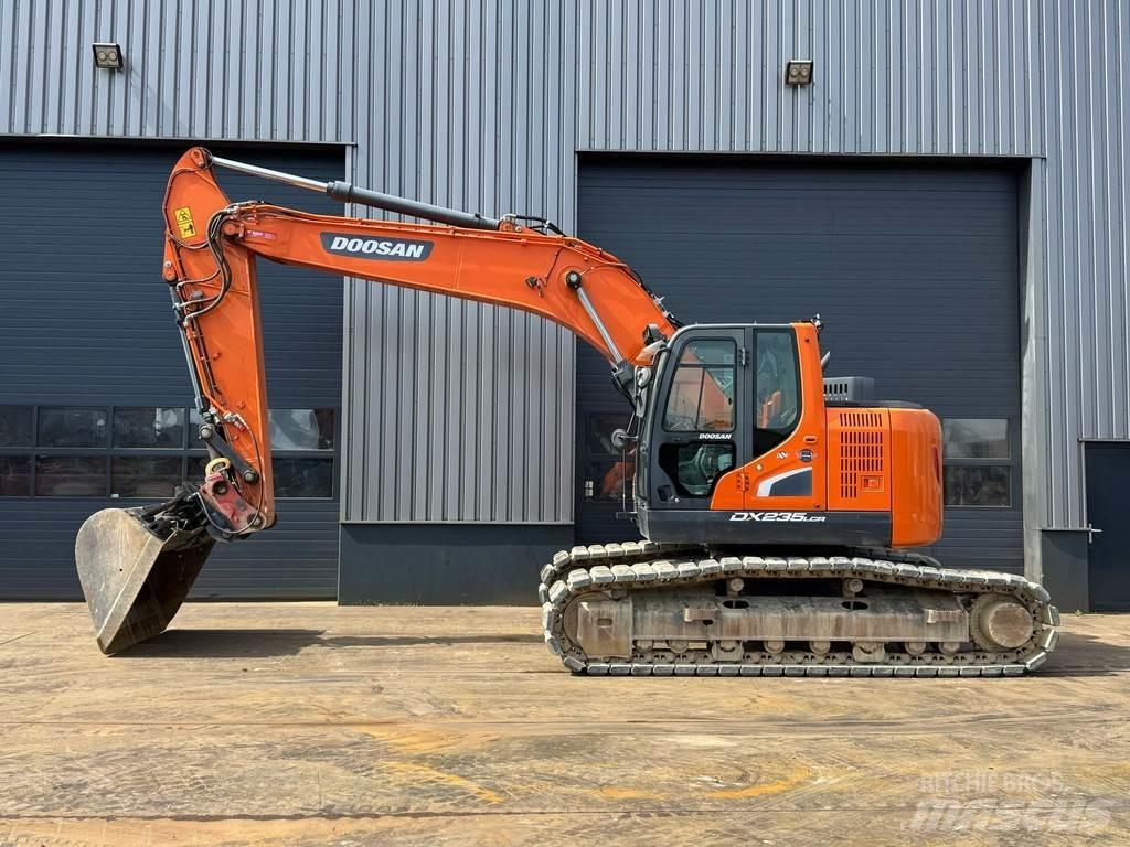 Doosan DX235LCR-5 Bageri gusjeničari