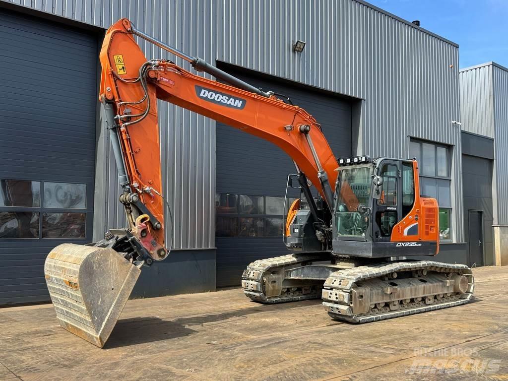 Doosan DX235LCR-5 Bageri gusjeničari