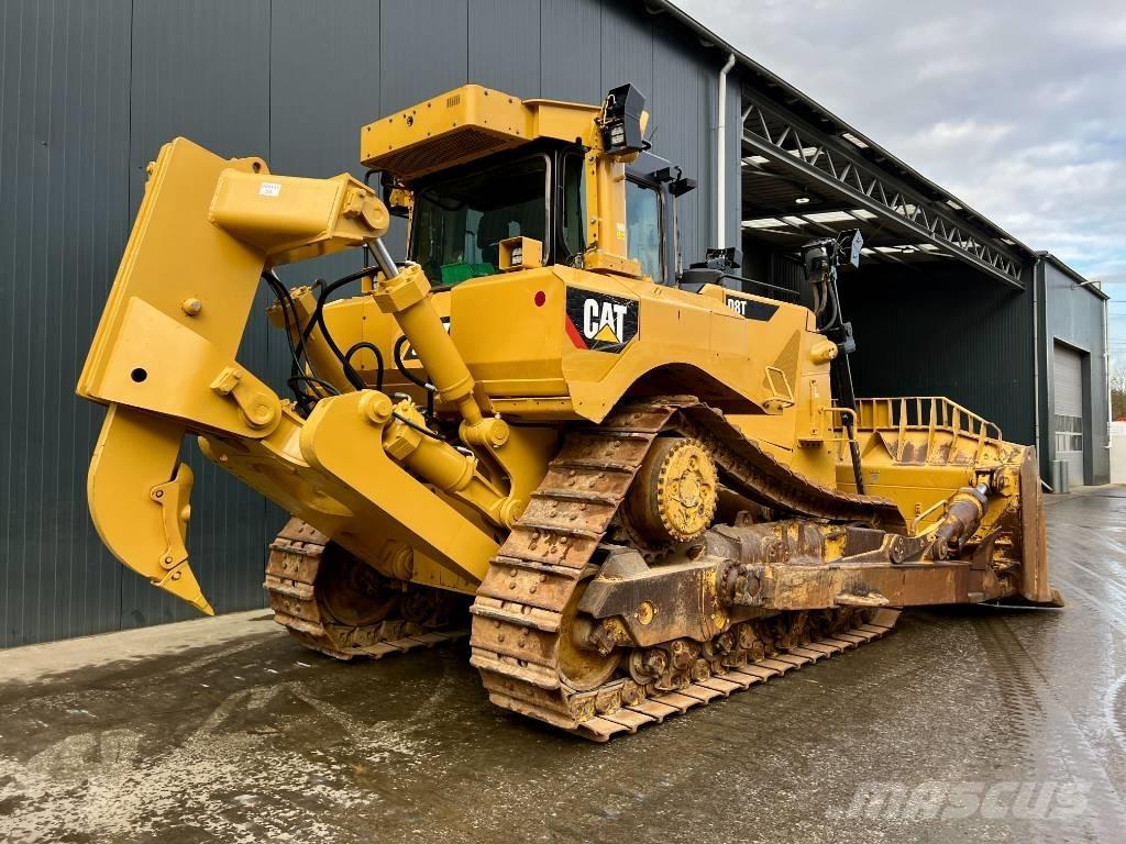 CAT D8T - CE Buldožeri gusjeničari